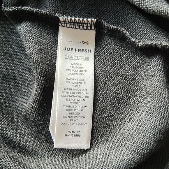 Joe Fresh Sweater, 1X - Picture 3 of 3